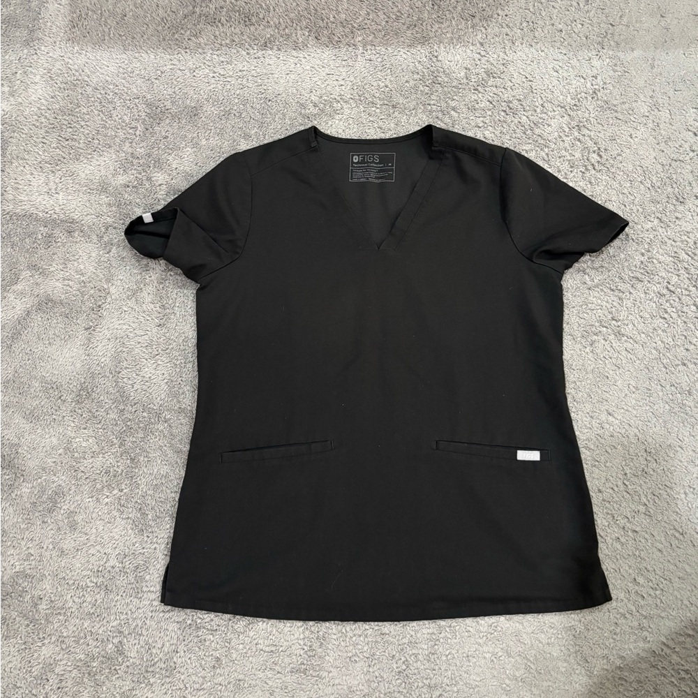 Medium FIGS Black Scrub Top